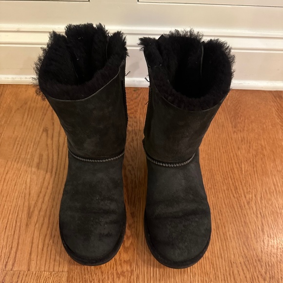 Ugg boots - Picture 4 of 6